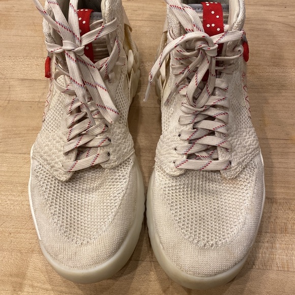 Air Jordan Apex React “Light Cream” - Picture 2 of 8